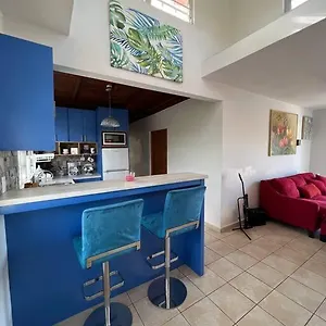 https://playa-y-campo-getaway-apartment-with-hot-tub.comcaribbean.com